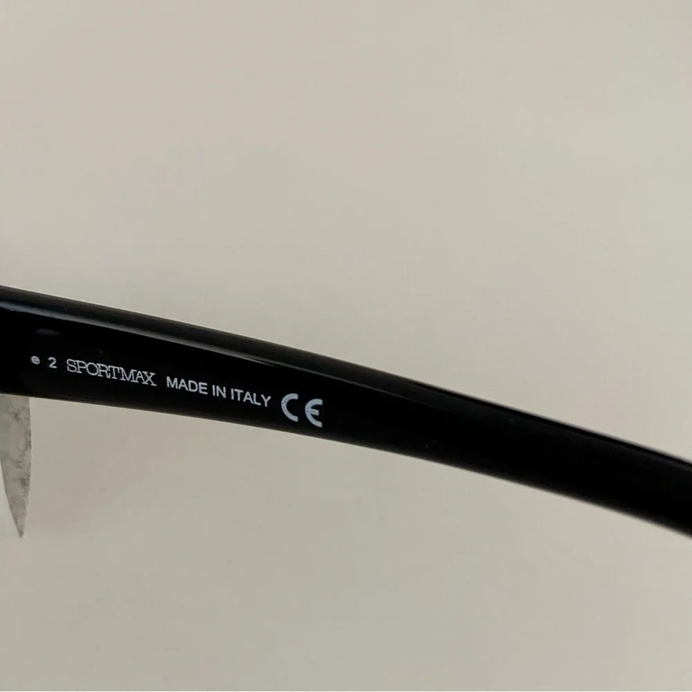 Sportmax Black Cat-Eye Sunglasses